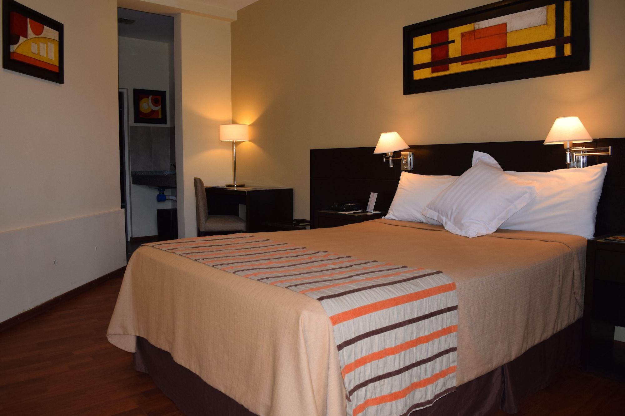 Colon Hotel De Campo Resort & Spa ซานตาเฟ ภายนอก รูปภาพ